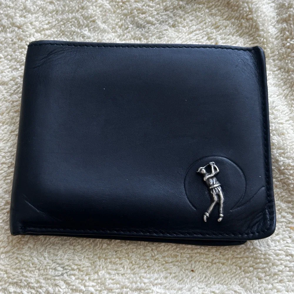 Fossil Mens Black Leather Bifold Wallet Vintage Golf Golfer 3D Emblem Accessory